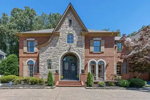 Beautiful Home That Has It All