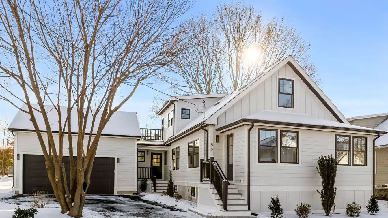 Stunning New Modern Farmhouse
