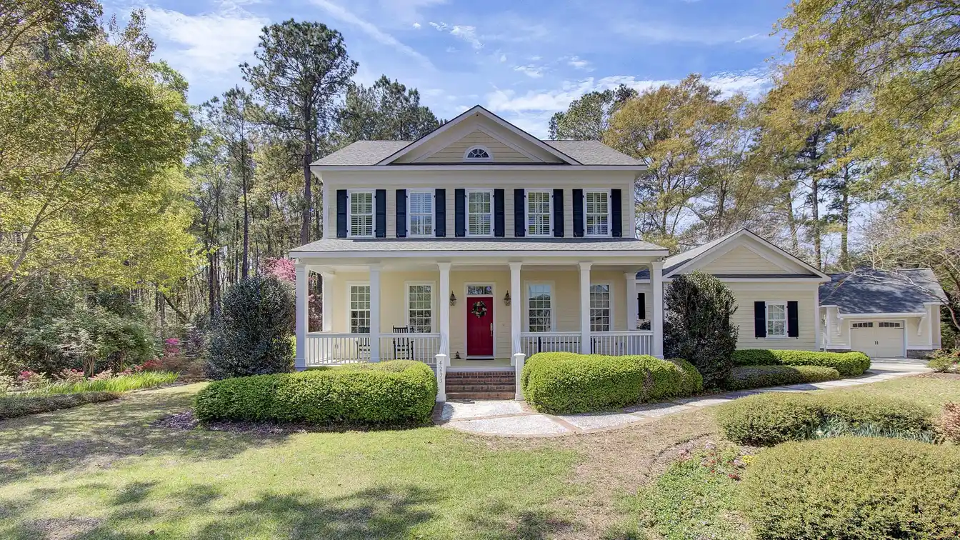 Classic Georgian Style Home in Gracious Poplar Grove