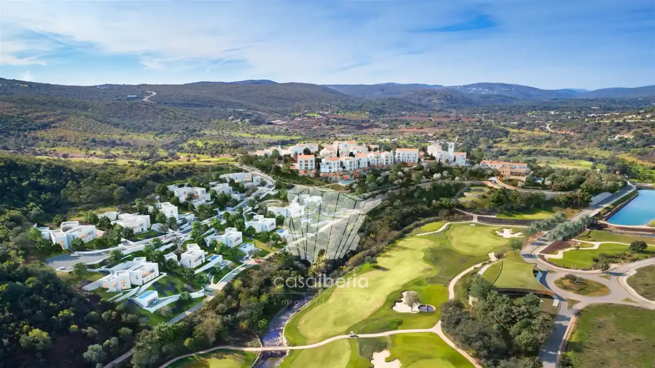 Opulent New Four-bedroom Villa