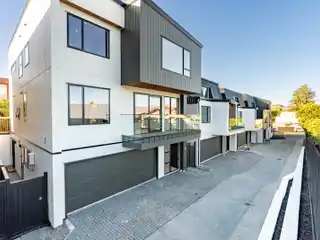 Spacious Designer Home Near Top Schools