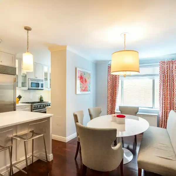 QUIET AND SUNNY THREE BEDROOM AT THE RICHMOND