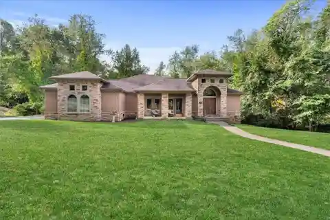 Easy and Elegant One-Level Living