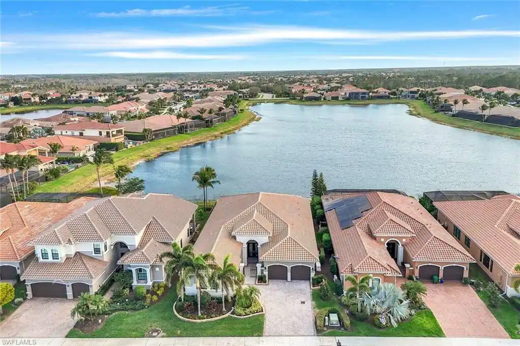 Sought-after Model in Riverstone