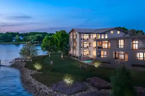 Extraordinary Luxury Living at Eventide
