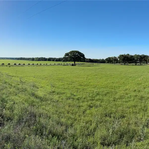 IMPRESSIVE 161-PLUS-ACRE PROPERTY