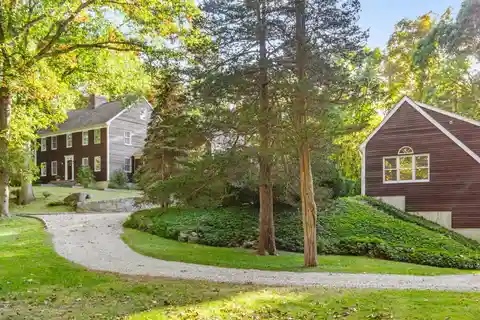 Stunning New England Saltbox with Guest Cottage