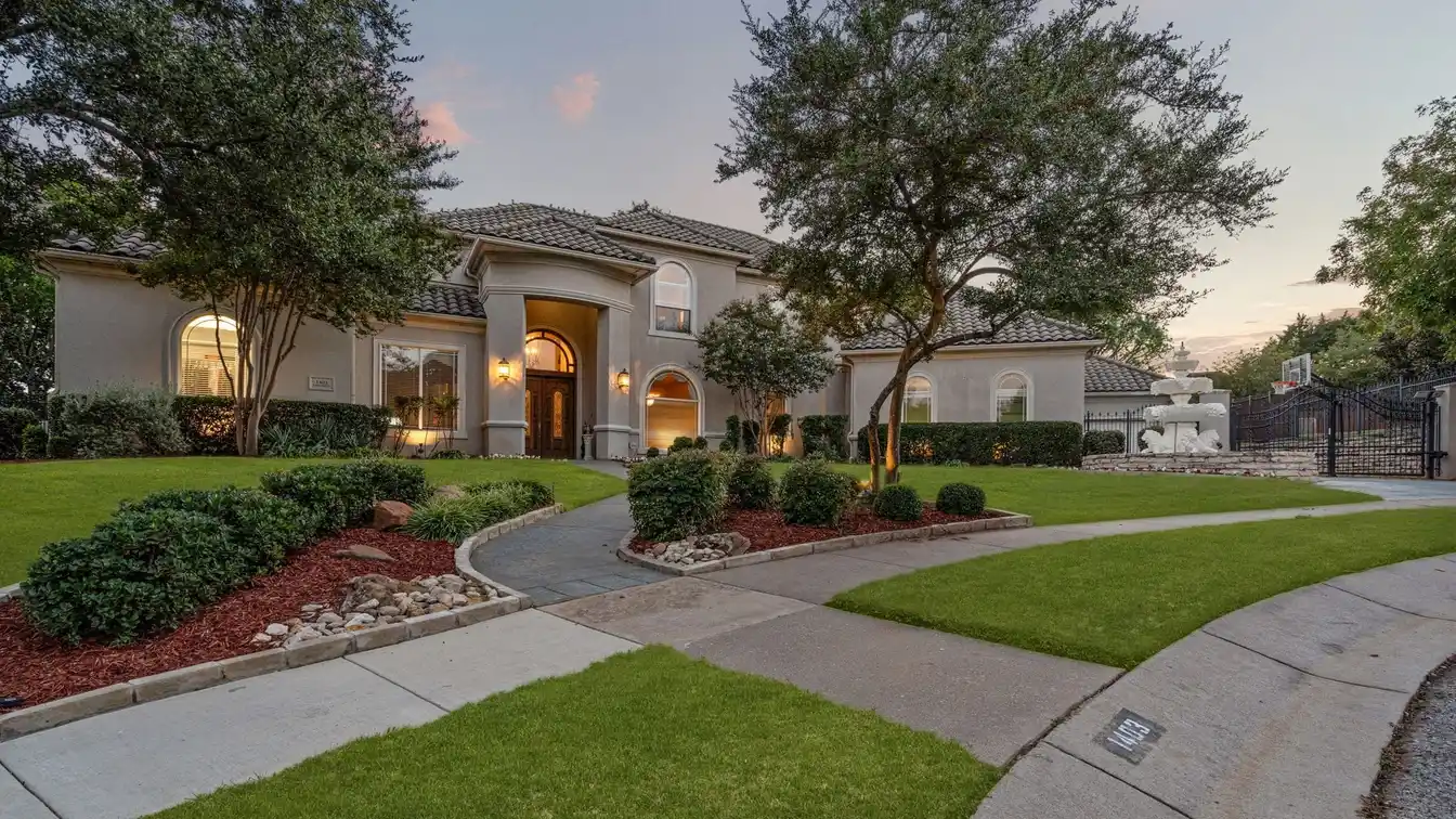 Beautiful Residence in Coventry Manor