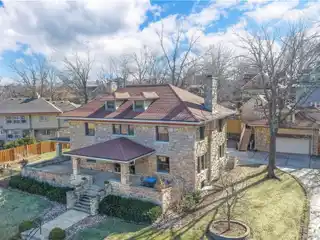 Historic Hyde Park Masterpiece