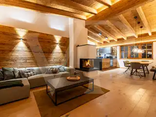 Exquisite Maisonette Combining Comfort and Style