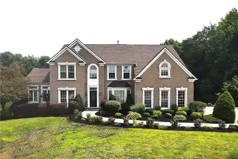 Luxury with Comfort and Functionality