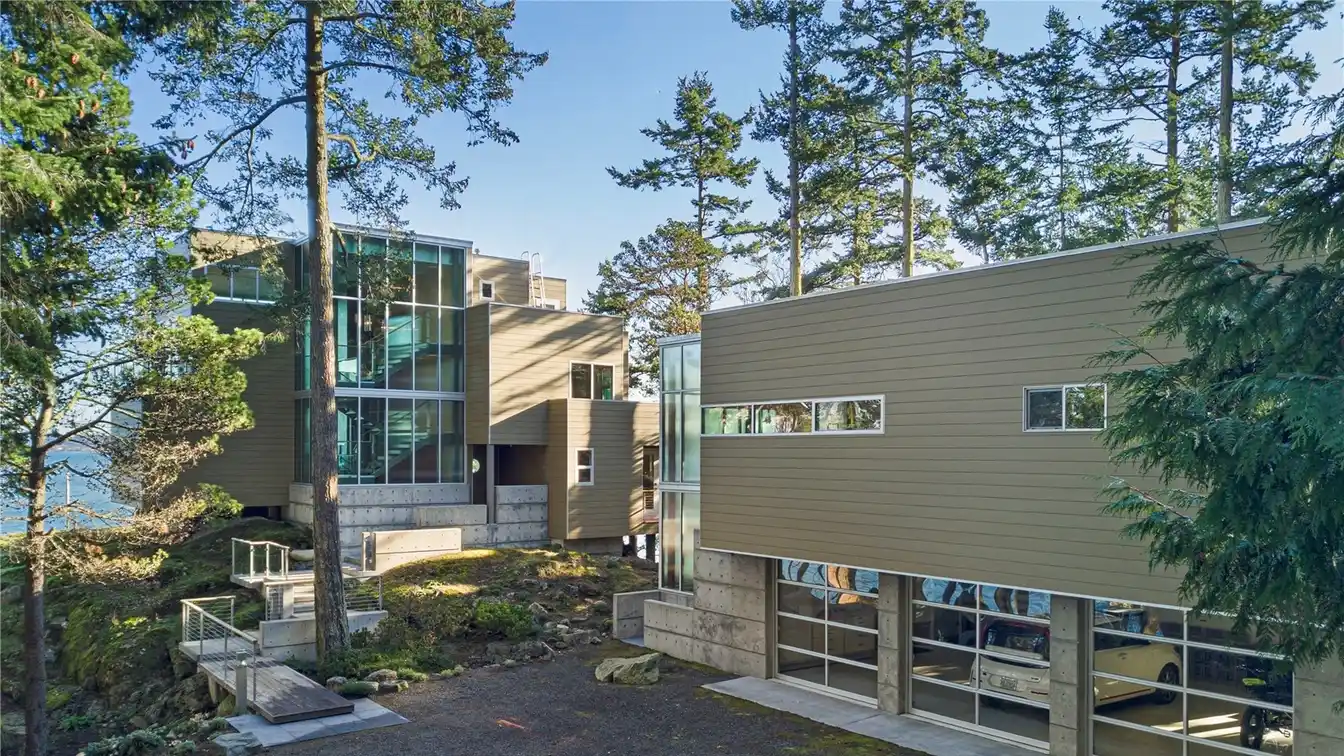 Stunning Glass and Steel Home