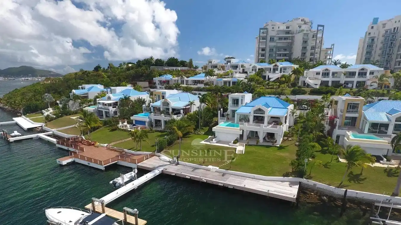 Luxurious Waterfront Haven in the Caribbean Paradise