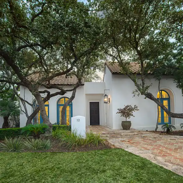 EXCEPTIONAL HOME IN INVERNESS