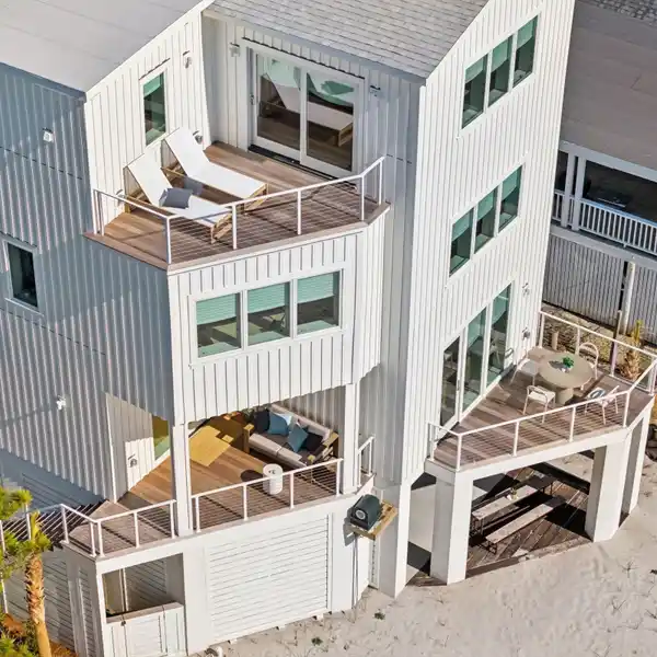 COASTAL LUXURY MEETS ENGINEERING MASTERY