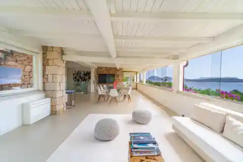 Punta Lada Villa with Stunning Views