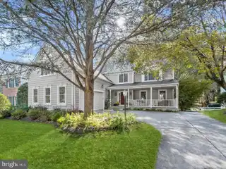 Model Home Elegance in River Hill Retreat