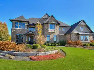 Opulent Escape with Private Lakefront Oasis