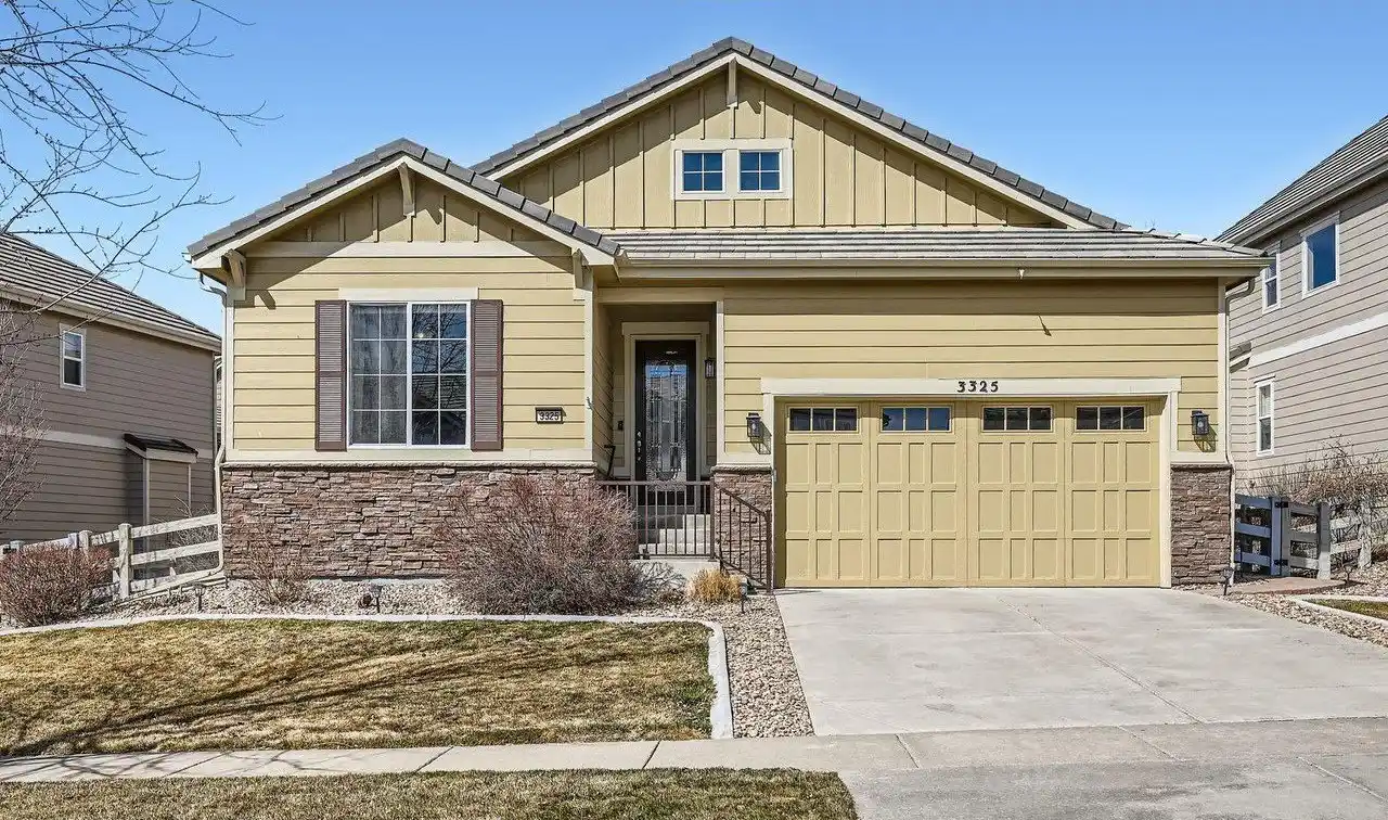 Beautiful South Facing Ranch in Broomfield
