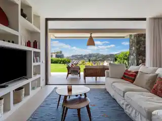 Bright Corner Apartment with Expansive Private Garden