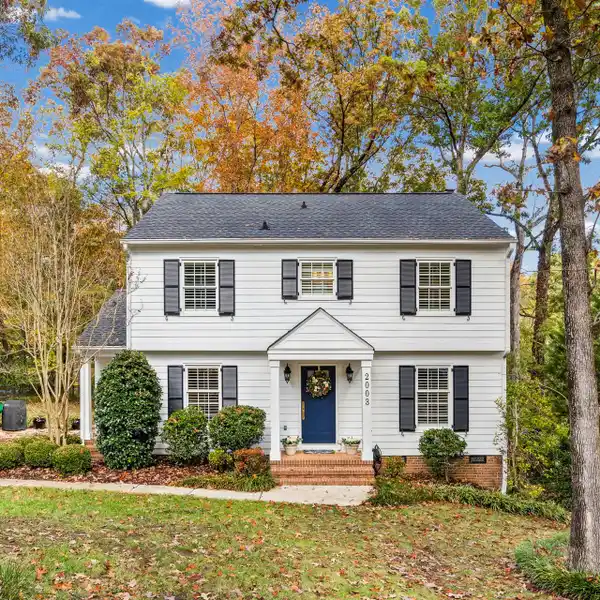 MODERN CHARM ON EXPANSIVE PRIVATE GROUNDS