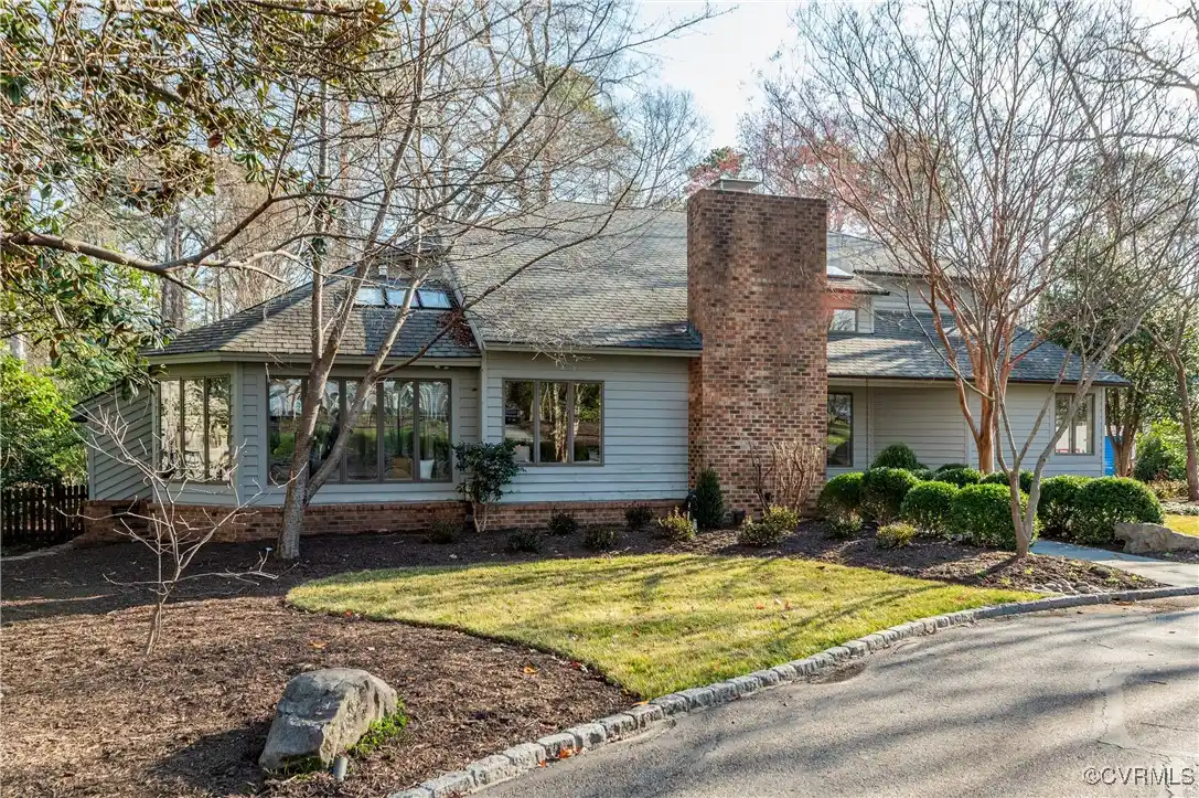 Mid-century Modern Home in Desired Subdivision