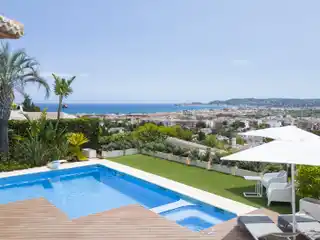 Impressive Villa in the Prestigious Puchol Area