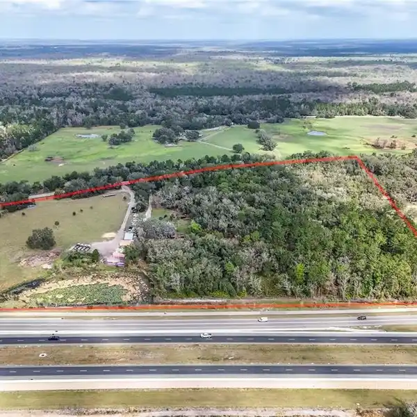 VERSATILE 26-ACRE PROPERTY