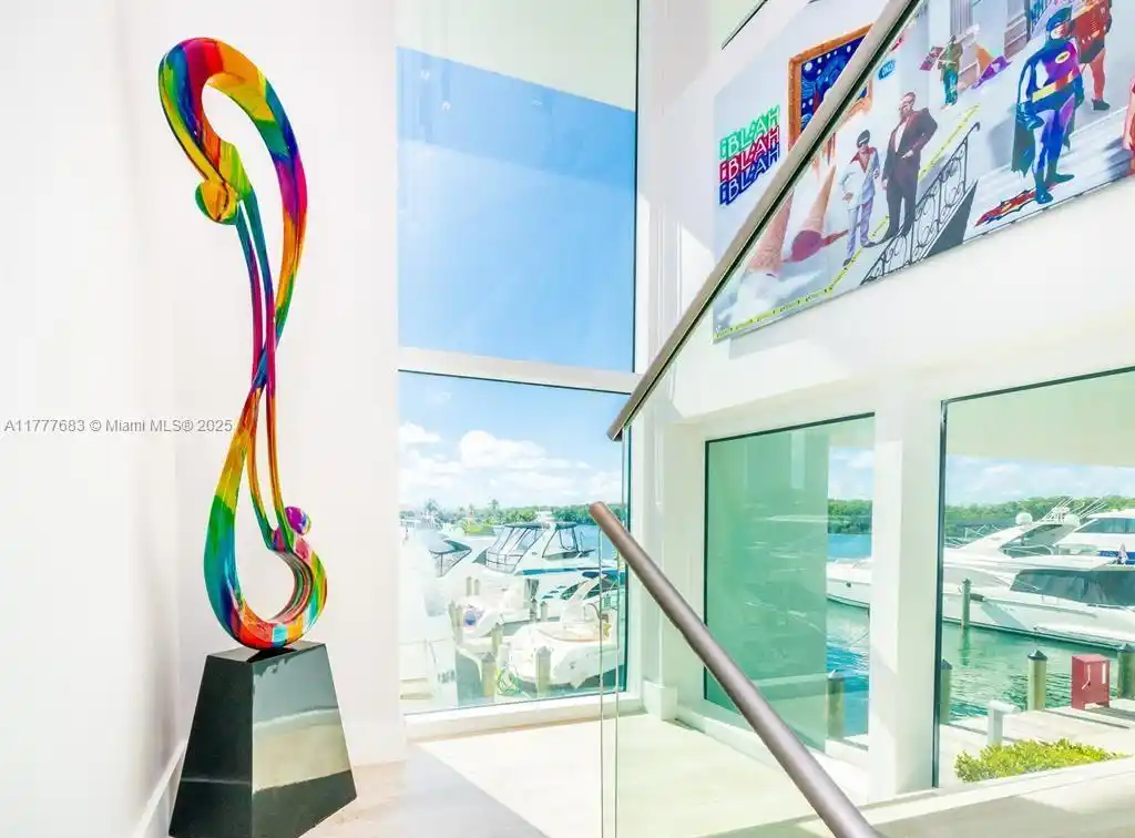 First-floor Corner Unit with Breathtaking Views