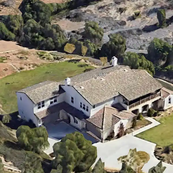 HOME WITH ATTACHED GUEST HOUSE IN BROOK HILLS ESTATES