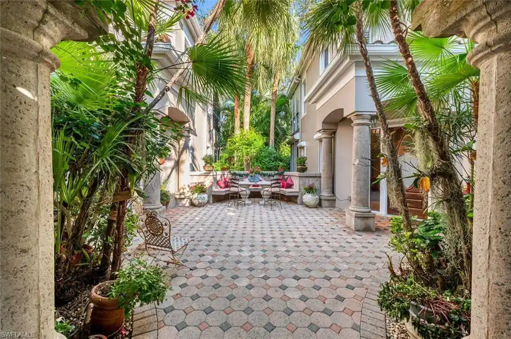 Upgraded First Floor Unit in Pointe at Pelican Bay