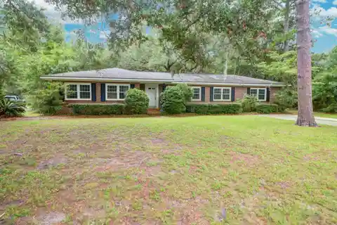 Charming Brick Ranch in the Groves