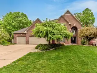 Exceptional Home in the Waterways