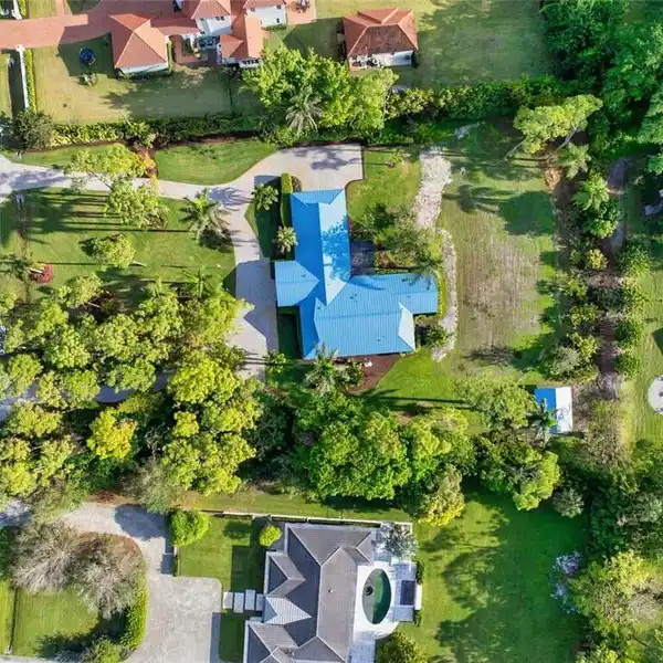 RARE THREE BEDROOM HOME IN DESIRABLE PINE RIDGE ESTATES