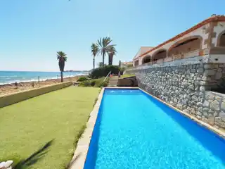 Expansive Property in Great Location