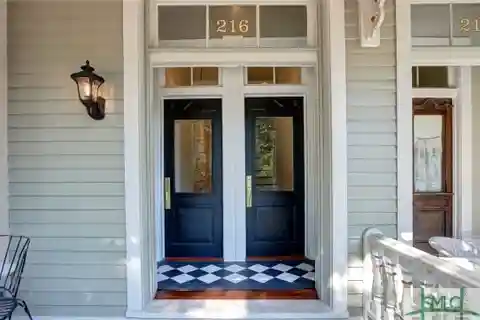 Renovated Victorian District Jewel