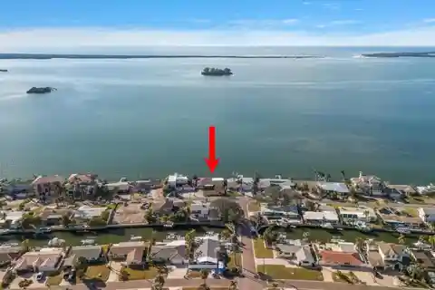 Build Your Dream Home with Amazing Waterfront Views