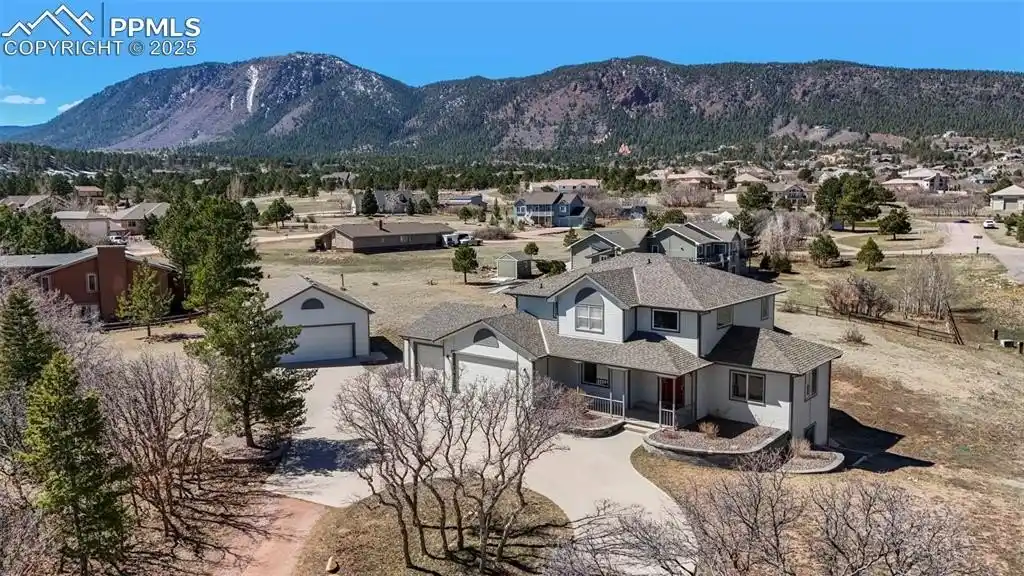 Fantastic Home in Red Rock Ranch