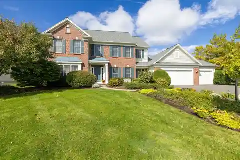 A Luxury Lifestyle with Traditional Quality