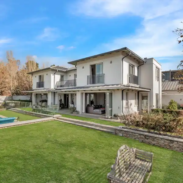 FOUR BEDROOM HOUSE FOR SALE IN INANDA