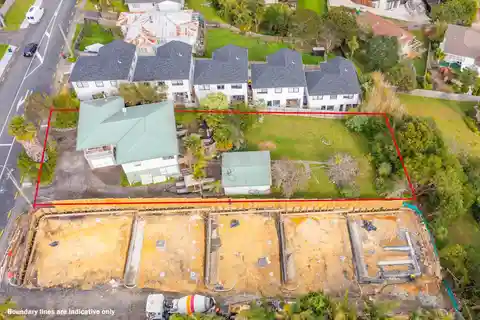 Endless Potential in Prime Coastal Location