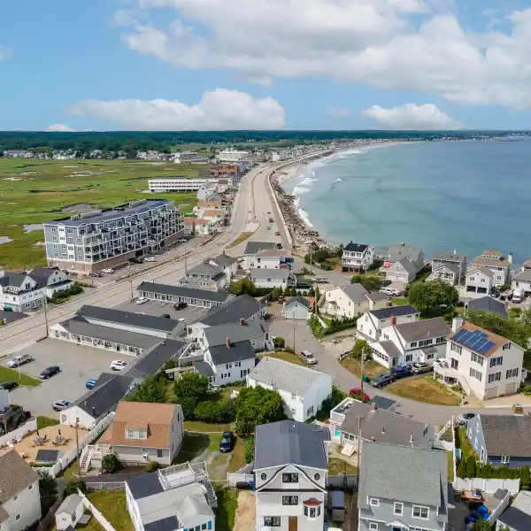LUXURY LIVING AT OCEAN’S EDGE CONDOMINIUMS