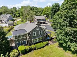 Dutch Gambrel Blending Classic Charm and Modern Comfort
