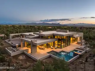 Exquisite Tucson Estate in Prestigious Enclave