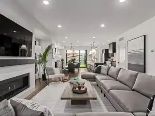 Stunning Contemporary Detached Single-Family Home