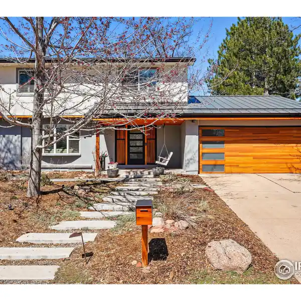 BEAUTIFULLY UPDATED RESIDENCE