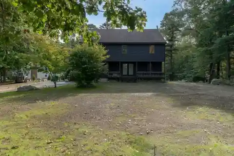 Beautiful Post & Beam Colonial in Turkey Hill