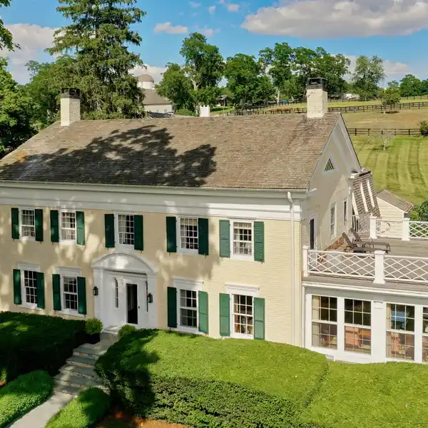 SMITHFIELD FARM: AN EXQUISITE ESTATE ON 118 BUCOLIC ACRES