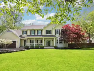 Luxury Home Backing to Powder Mills Park