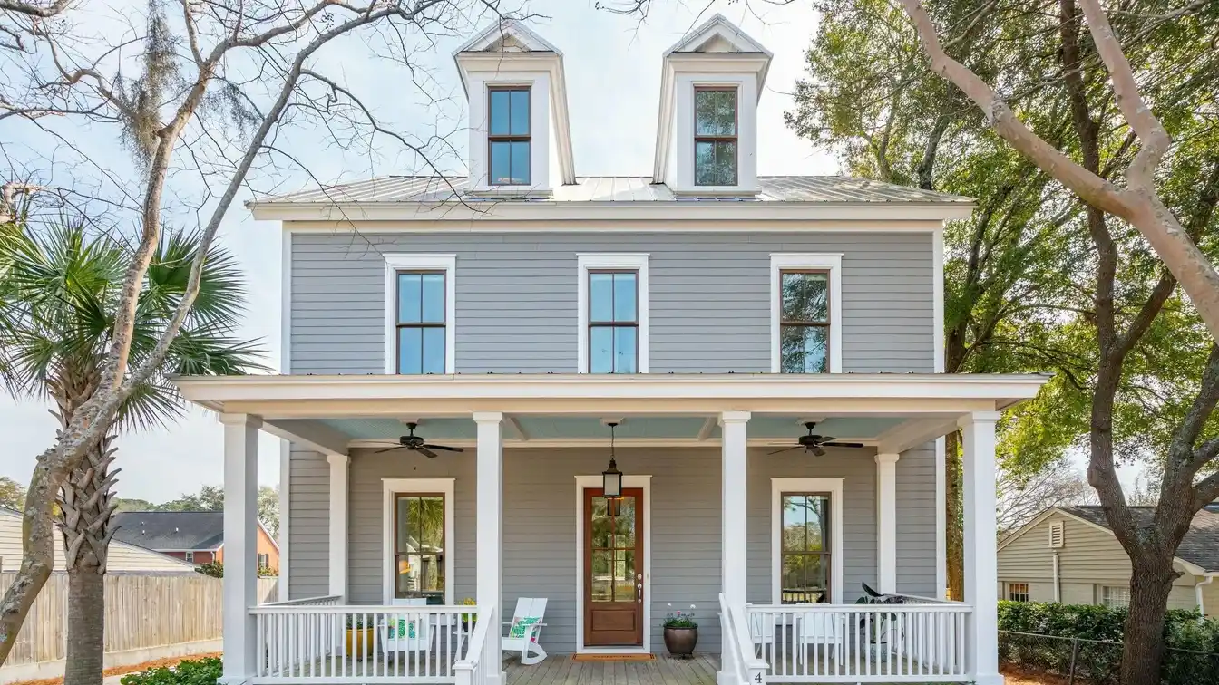 Beautifully Crafted Home with Accessory Unit